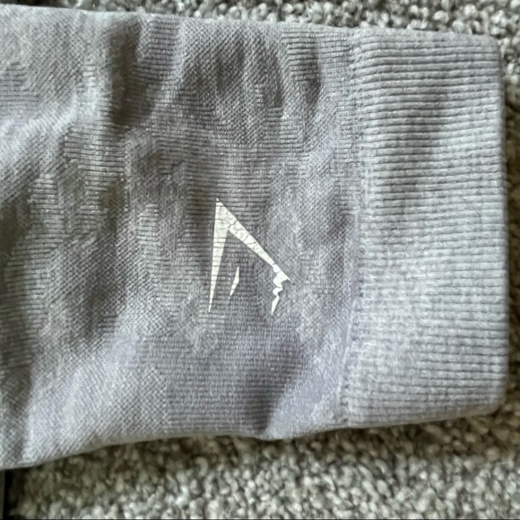 Grey Camo Seamless Gymshark Leggings - Picture 9 of 9